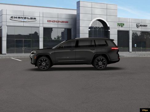 New 2026 Jeep Grand Cherokee L Limited AWD/4WD image 3