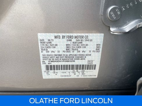 Used 2023 Ford Explorer XLT w/ Equipment Group 202A image 23