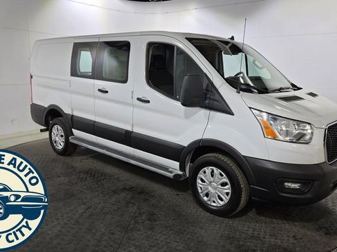 Used 2022 Ford Transit 250 Low Roof w/ Exterior Upgrade Package image 9