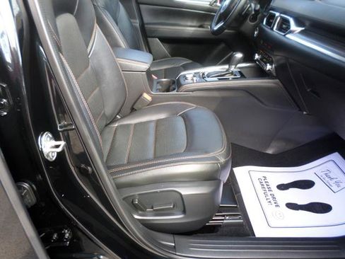 Used 2023 MAZDA CX-5 AWD 2.5 S w/ Premium Package image 2