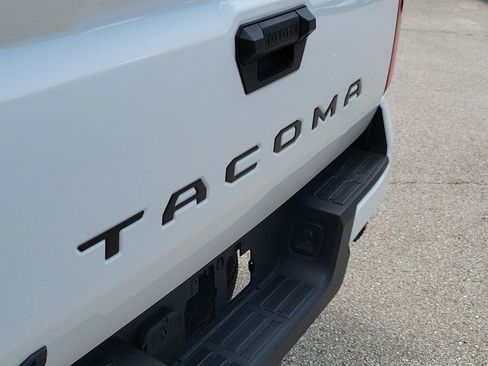 Used 2024 Toyota Tacoma SR5 AWD/4WD image 6