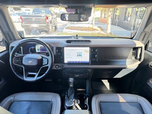 Used 2022 Ford Bronco Wildtrak AWD/4WD image 12