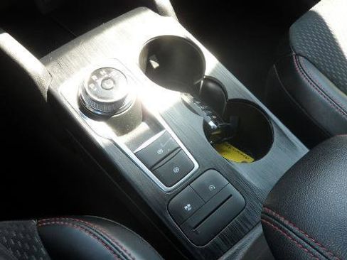 Used 2025 Ford Escape ST-Line Select image 22