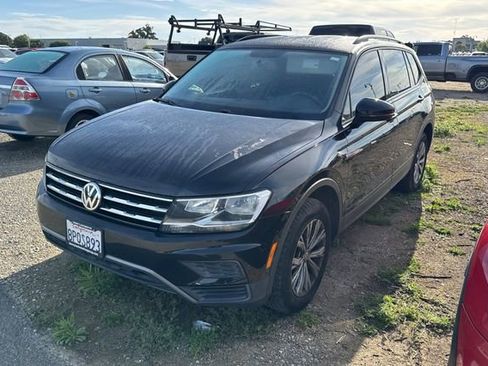 Used 2020 Volkswagen Tiguan S FWD image 8