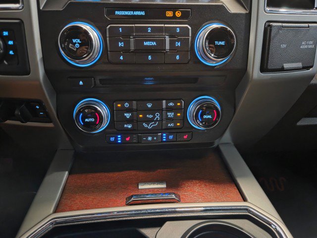 Used 2017 Ford F250 King Ranch w/ FX4 Off-Road Package AWD/4WD image 53