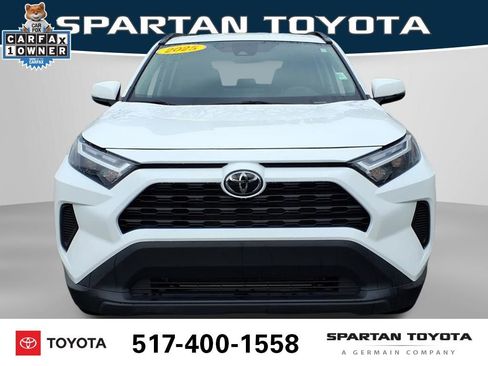 Used 2025 Toyota RAV4 XLE image 3