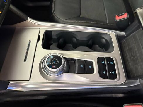 Used 2020 Ford Explorer Limited RWD image 31