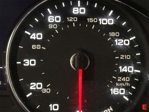 Used 2023 Audi Q5 2.0T Premium w/ Convenience Package image 29