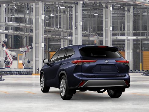 New 2026 Toyota Highlander Limited image 7