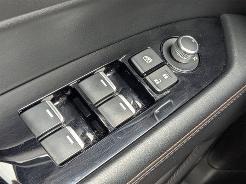 Used 2022 MAZDA CX-5 AWD 2.5 S w/ Premium Package image 24