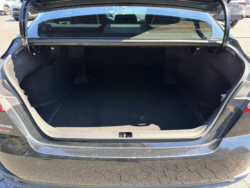 Used 2025 Toyota Camry SE w/ Convenience Package FWD image 22