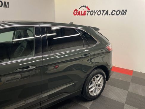 Used 2023 Ford Edge SEL image 5