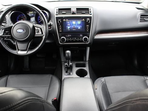 Used 2019 Subaru Outback 3.6R Limited image 22