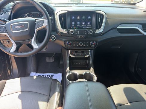 Used 2024 GMC Terrain SLT w/ Infotainment Package II AWD/4WD image 12