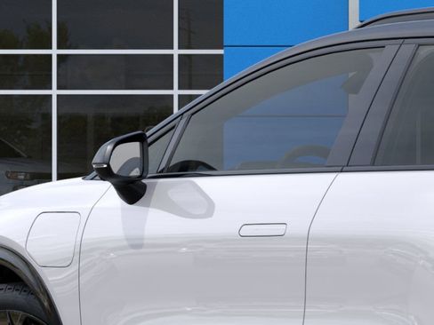 New 2025 Chevrolet Equinox EV RS image 38