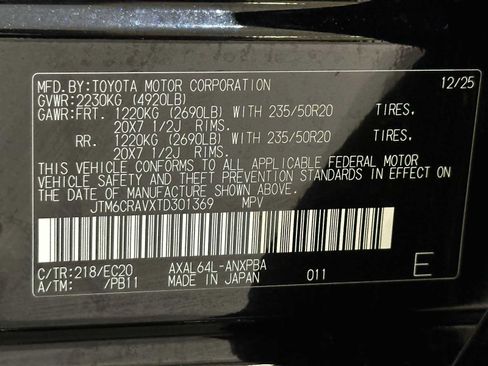 Certified 2026 Toyota RAV4 XSE AWD/4WD image 32