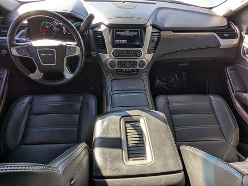 Used 2020 GMC Yukon XL Denali w/ Open Road Package image 18