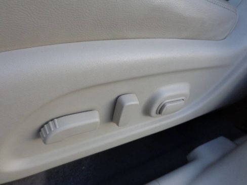 Used 2017 Nissan Murano SL image 39