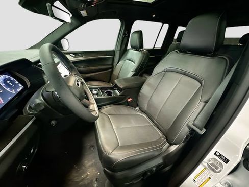 New 2026 Jeep Grand Cherokee Limited AWD/4WD image 23