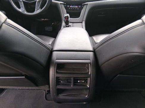 Used 2021 Cadillac XT5 Premium Luxury FWD image 24