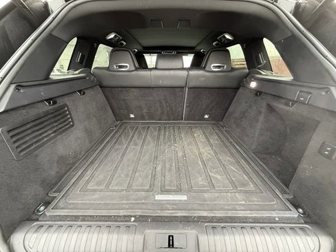 Used 2019 Land Rover Range Rover Sport SVR image 23