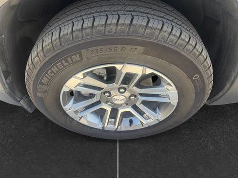 Used 2025 GMC Terrain Elevation AWD/4WD image 9