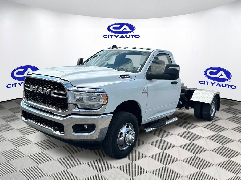 Used 2024 RAM 3500 Tradesman RWD image 8