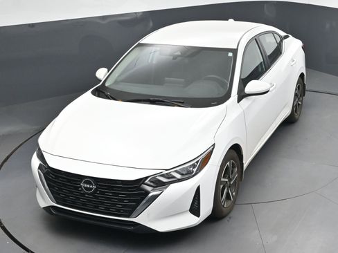Certified 2024 Nissan Sentra SV image 27