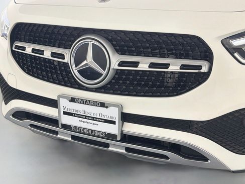 Used 2023 Mercedes-Benz GLA 250 w/ Premium Package image 12
