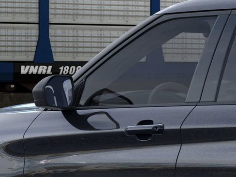 New 2025 Ford Explorer Active w/ Active Comfort Package image 20