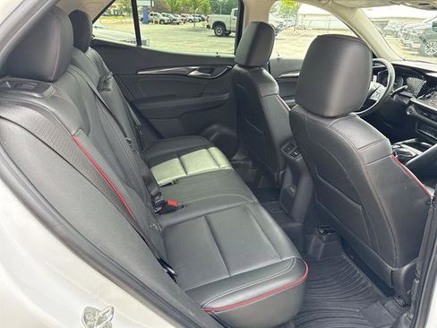 Used 2022 Buick Envision Essence w/ Technology Package II FWD image 28