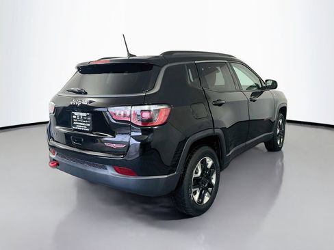 Used 2018 Jeep Compass Trailhawk w/ Leather Interior Group AWD/4WD image 7
