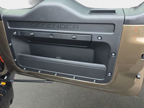 New 2026 Land Rover Defender 110 S AWD/4WD image 14