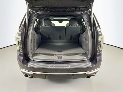 New 2026 Chevrolet Suburban High Country AWD/4WD image 27