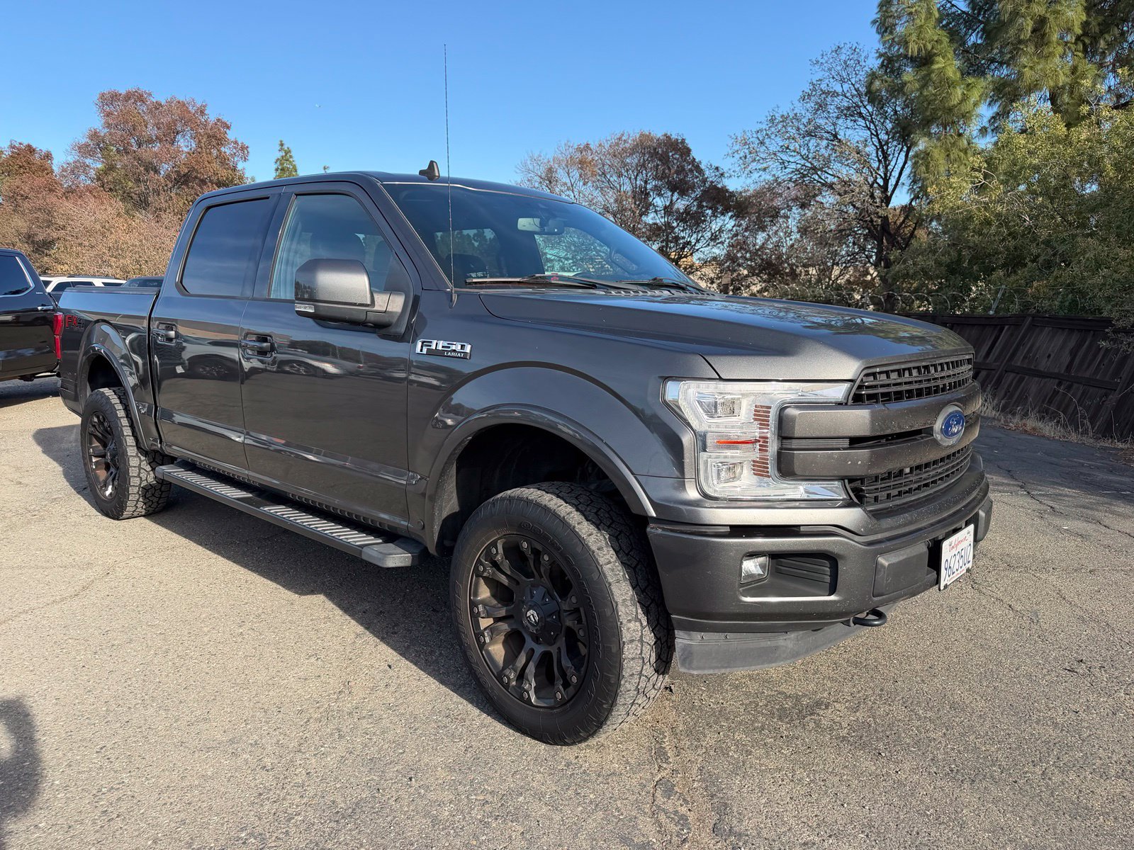 Used 2019 Ford F150 Lariat w/ Equipment Group 502A Luxury AWD/4WD image 7