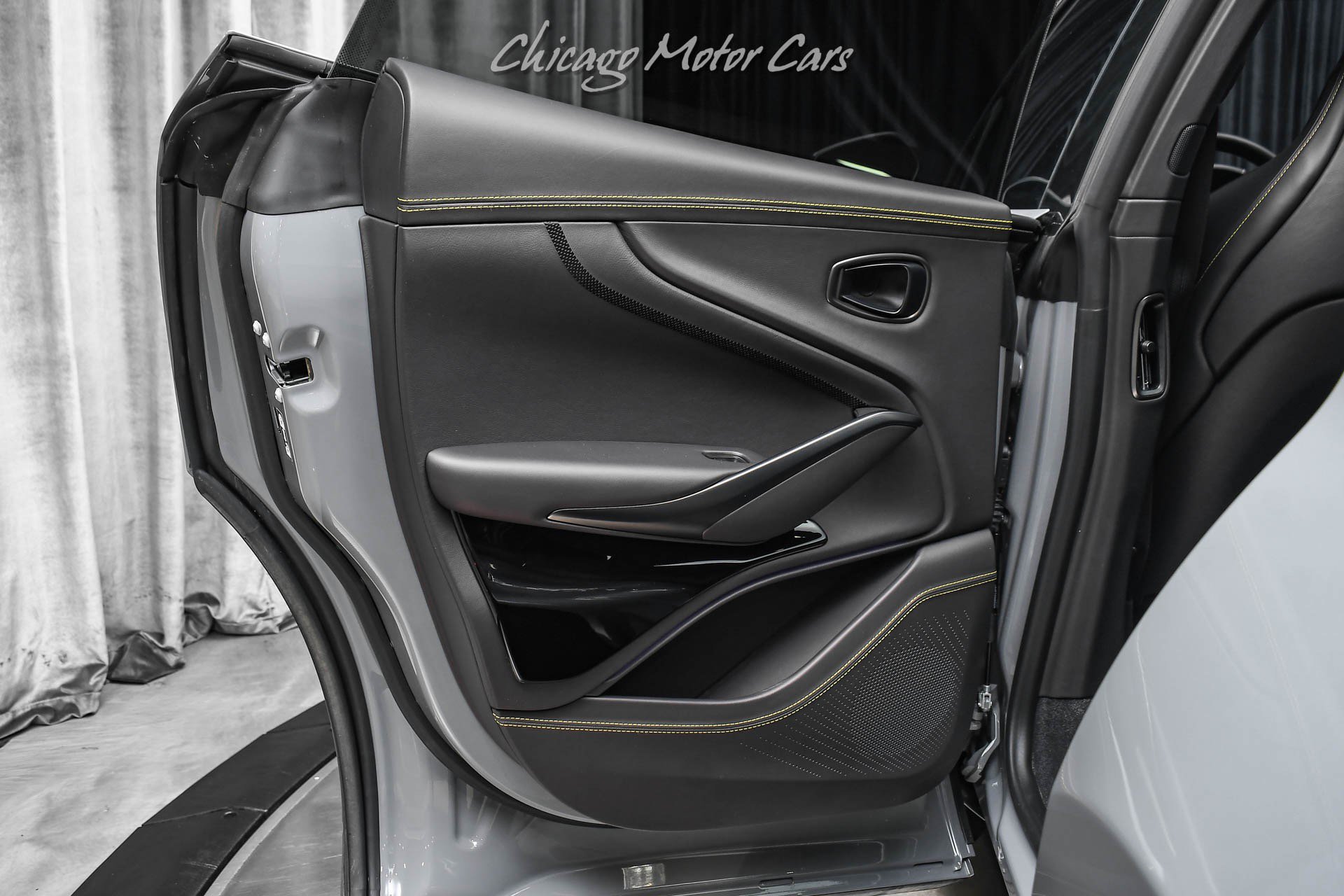 Used 2025 Aston Martin DBX 707 AWD/4WD image 31