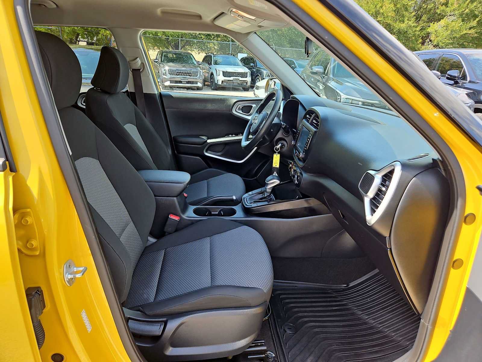 Used 2020 Kia Soul LX FWD image 20