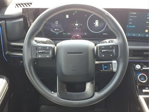 Used 2025 Hyundai Santa Fe Calligraphy FWD image 23