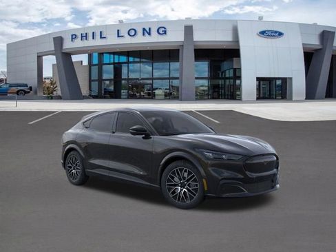New 2026 Ford Mustang Mach-E Premium AWD/4WD image 8