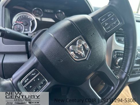 Used 2017 RAM 1500 Big Horn AWD/4WD image 28