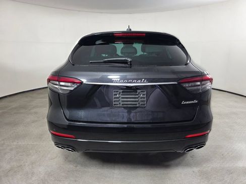 Used 2022 Maserati Levante GT AWD/4WD image 5