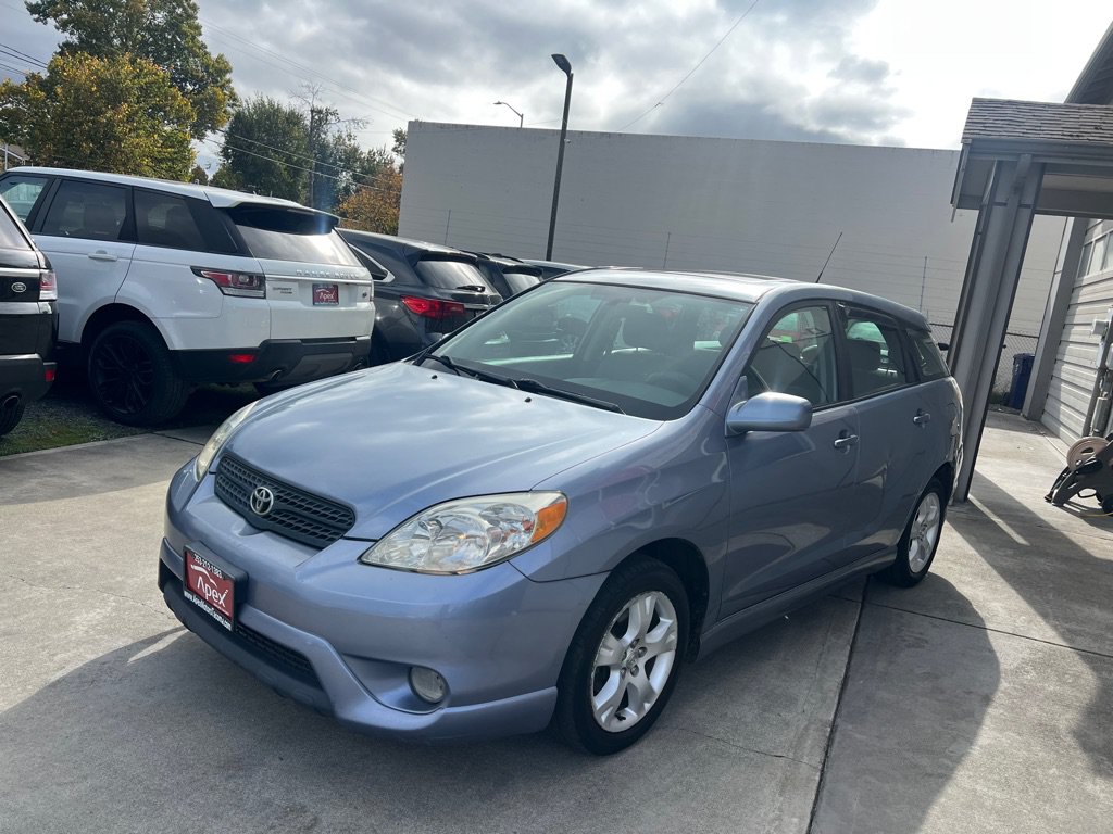Used 2007 Toyota Matrix XR FWD image 3