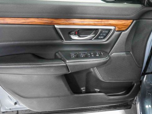 Used 2022 Honda CR-V Touring image 25
