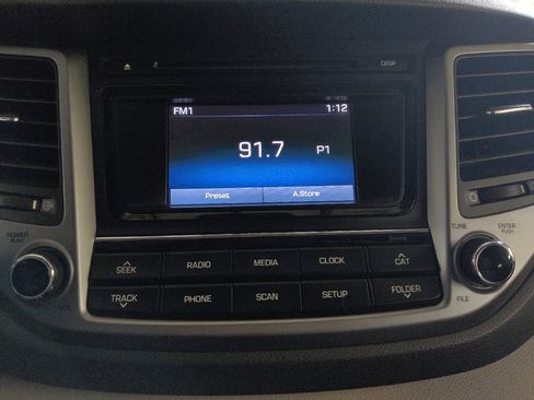 Used 2017 Hyundai Tucson SE w/ SE Popular Package 02 FWD image 25
