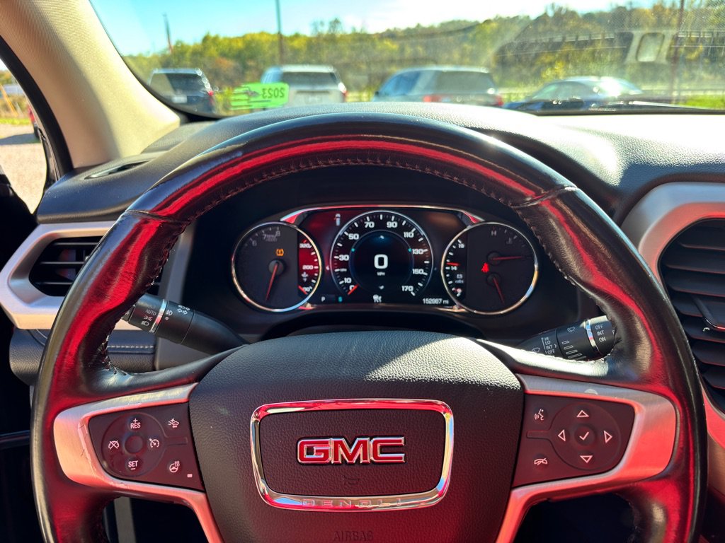 Used 2019 GMC Acadia Denali w/ Technology Package AWD/4WD image 21