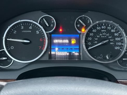 Used 2017 Toyota Tundra Limited image 36