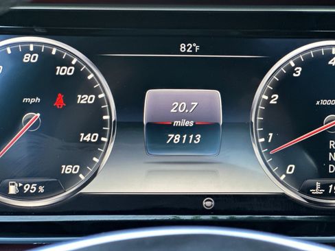 Used 2015 Mercedes-Benz S 550 4MATIC Coupe image 29