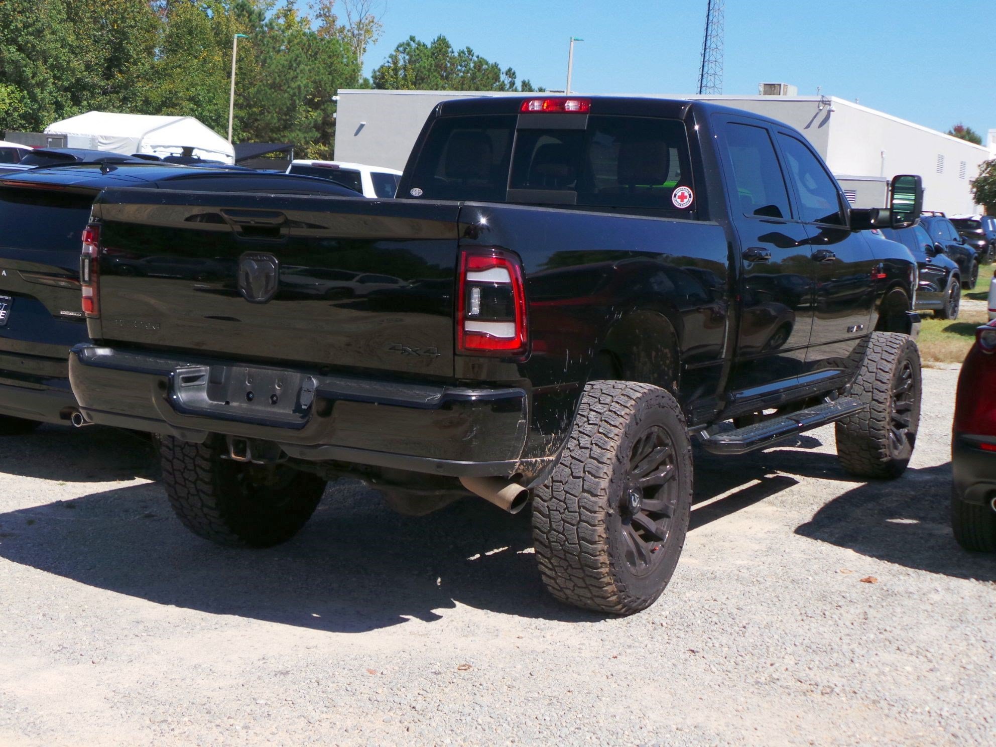 Used 2022 RAM 2500 Big Horn w/ Level C Equiment Group AWD/4WD image 3