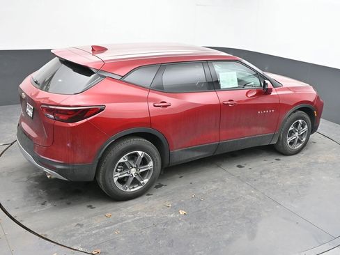 Used 2025 Chevrolet Blazer LT image 43