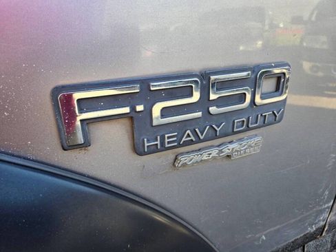 Used 1997 Ford F250 XLT image 12